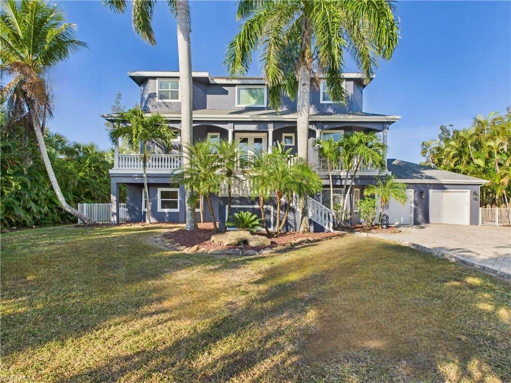 16700 Wisteria Dr, Fort Myers, photo 1 of 25